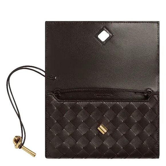 NWT ✅BOTTEGA VENETA Andiamo Pouch on Strap ⭐ NWT - Picture 2 of 11